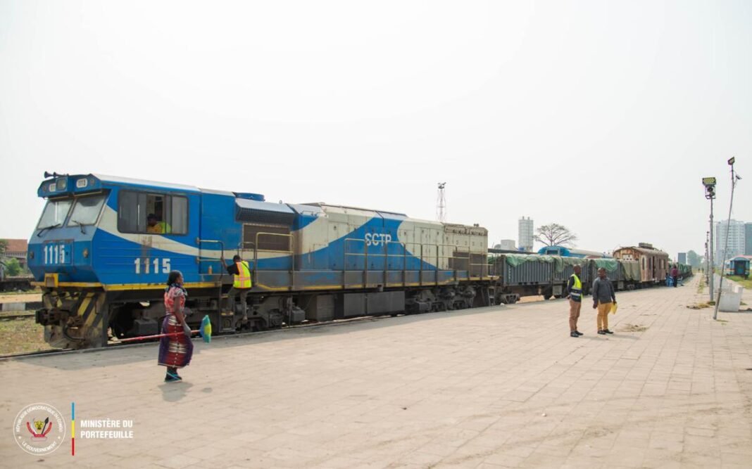La reprise du trafic ferroviaire entre Kinshasa et Matadi saluée mais entachée par des pannes
