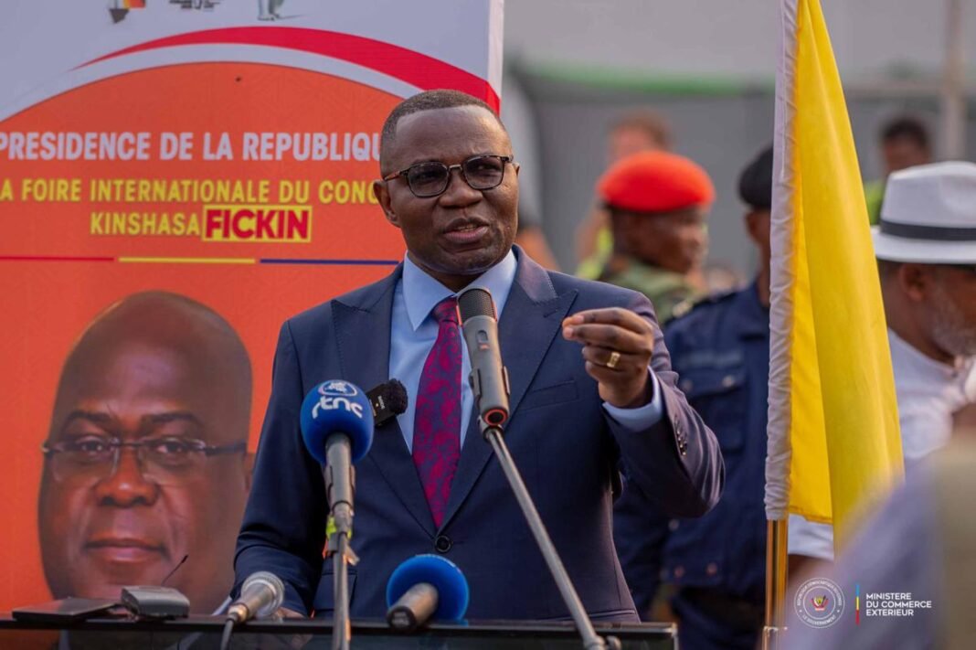 Le Gouvernement veut accélérer la numérisation totale des opérations commerciales en RDC