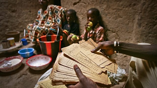 Timbuktu’s ancient manuscripts return after years away