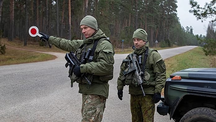 Belarus threatens to seize over 1,000 Lithuanian trucks stranded after border closure