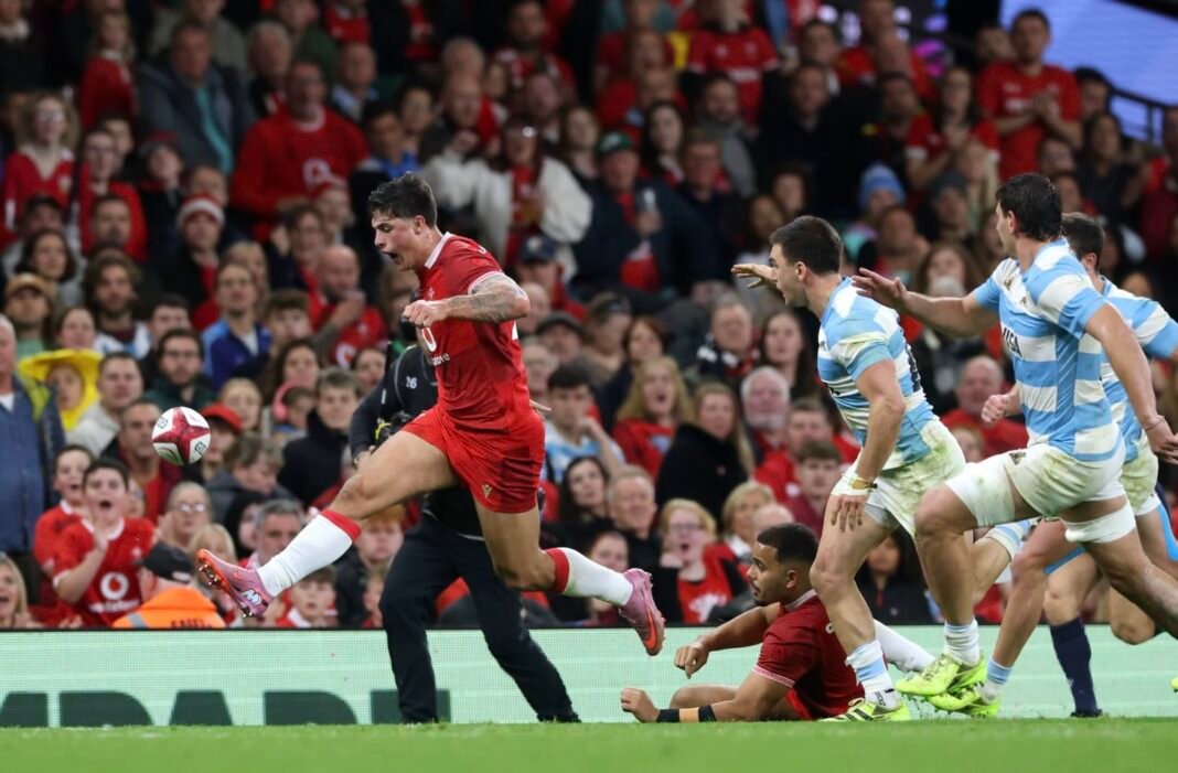 LRZ starts as wounded Wales change four