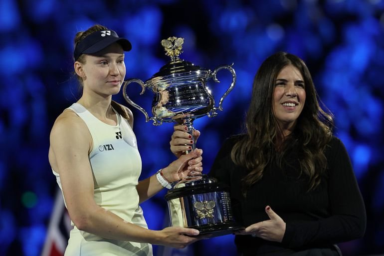 Rybakina shocks Sabalenka to win Australian Open tennis final