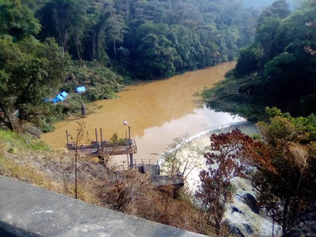 La société civile du Kasaï-Central s'inquiète du retard des travaux du barrage de Mbombo