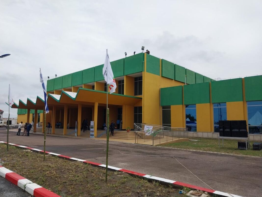 Le trafic aérien se poursuit de manière optimale, assure le commandant de l’aéroport de Bangboka