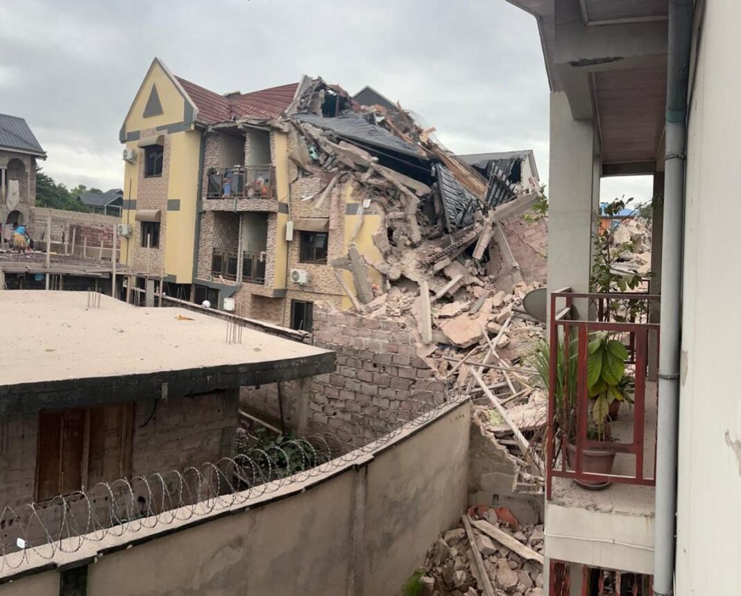 Une femme enceinte meurt dans l’effondrement d’une maison à Kananga