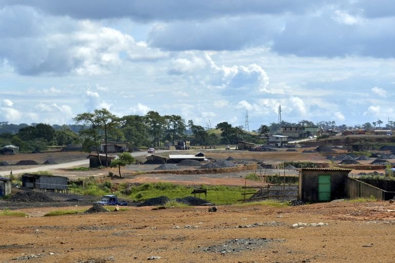 India coal mine blast leaves 18 dead, others feared trapped