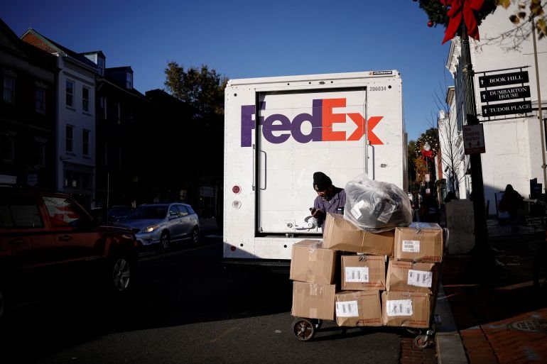 FedEx sues US government for tariff refund after Supreme Court ruling