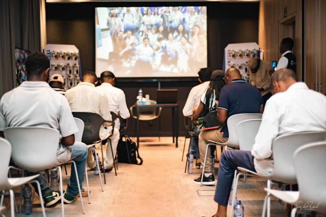 TECNO lance la série Camon 50 sur le marché congolais