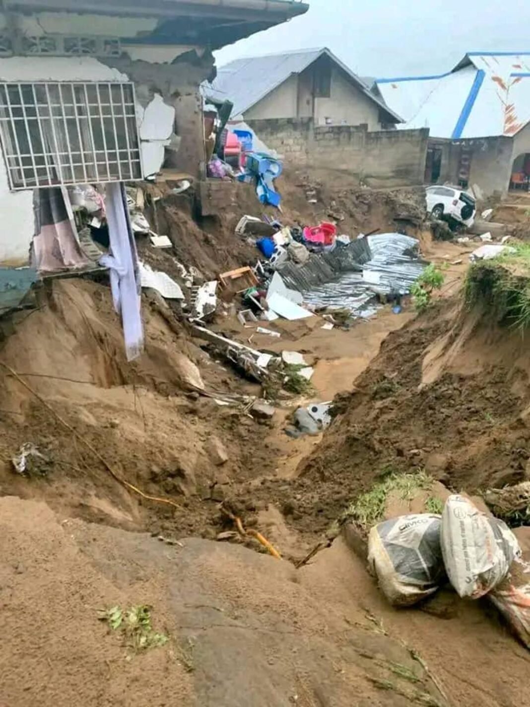 Deux morts et de nombreux sinistrés lors des pluies diluviennes à Kinshasa