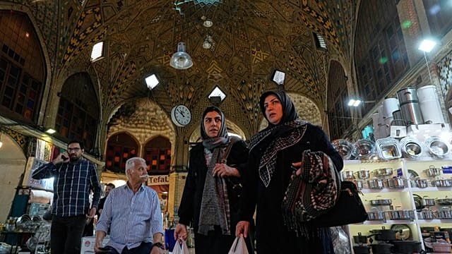 Tehran residents hope for breakthrough in upcoming US-Iran talks
