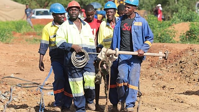 Zimbabwe bans all raw mineral exports with immediate effect