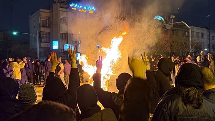 Tehran’s security agents obstruct care for injured protesters in Iran, doctors say