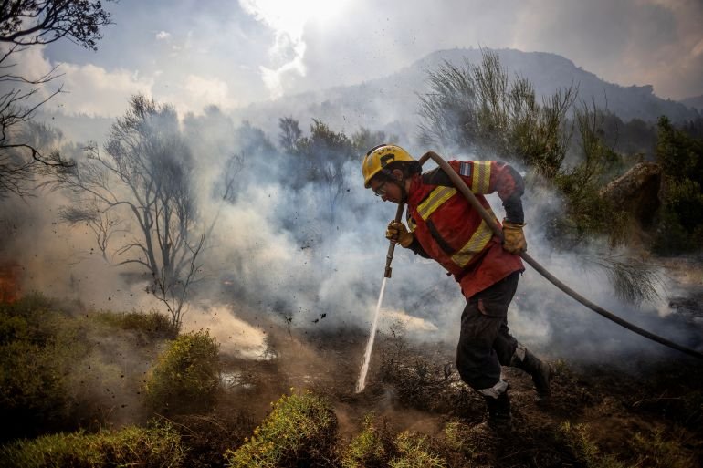 Austerity hinders fight against wildfires in Argentina’s Patagonia