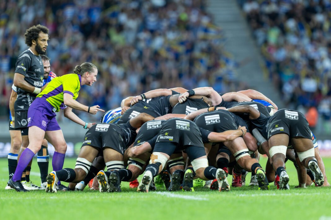 Sharks add front-row depth