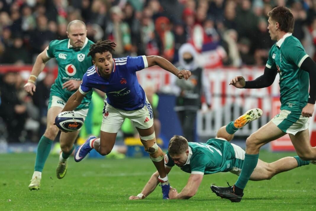 Fearless France surge forward