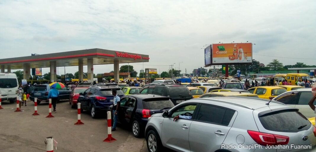 Difficultés d’approvisionnement en carburant à Kinshasa ce mardi, malgré les assurances du Gouvernement