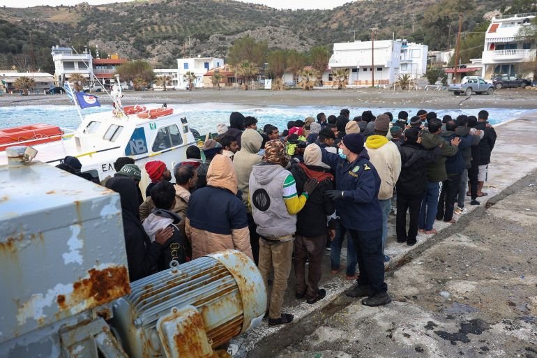 At least 22 migrants die off Greece after 6 days at sea