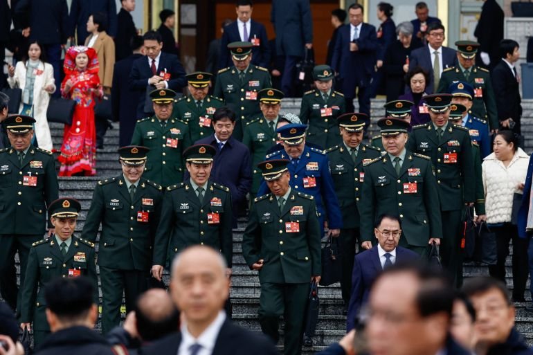 Xi Jinping’s anticorruption drive sweeps up senior Chinese military chiefs