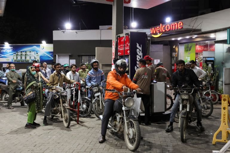Pakistan orders sweeping austerity measures as Iran war triggers oil crisis