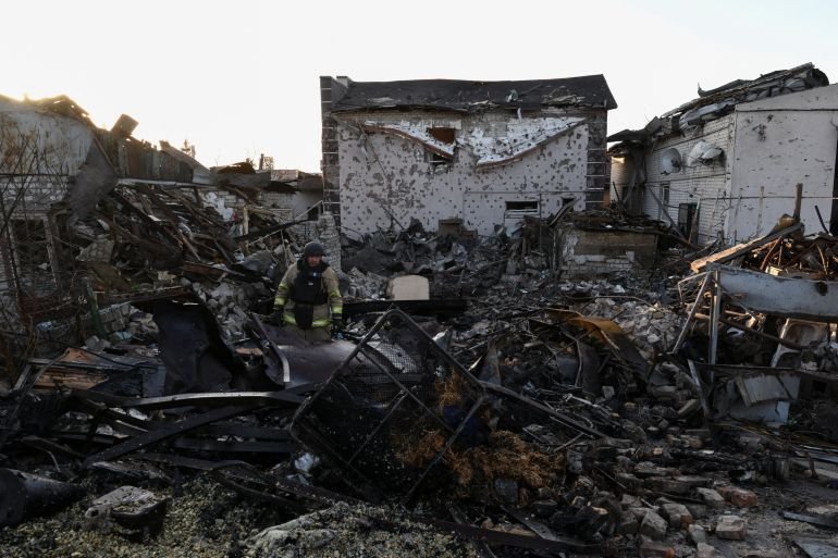 Six killed in attacks on Ukraine as EU extends sanctions against Russians