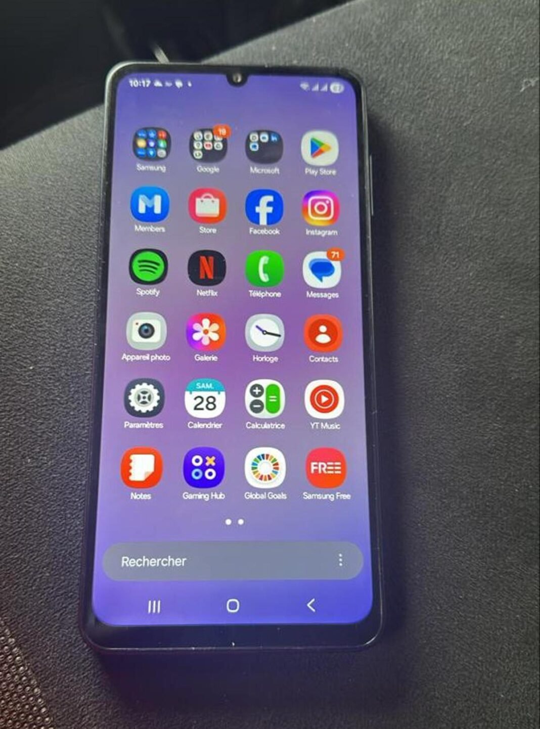 Le ministre de la Justice ordonne la traque des auteurs d'infractions numériques sur les réseaux sociaux en RDC