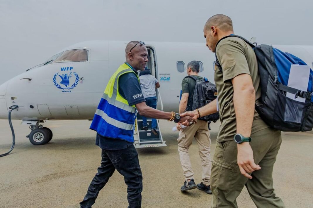 RDC : le PAM lance un vol humanitaire international entre Bunia et Entebbe