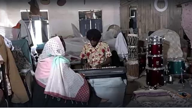 Sudanese artists rebuild cultural life in wartime shelter