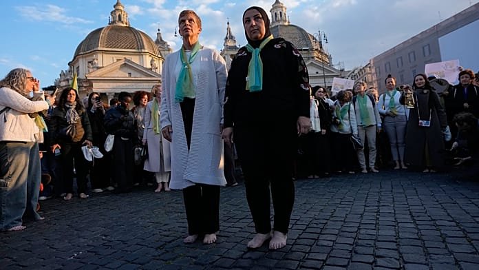 Barefoot peace march brings Palestinian and Israeli mothers together in Rome