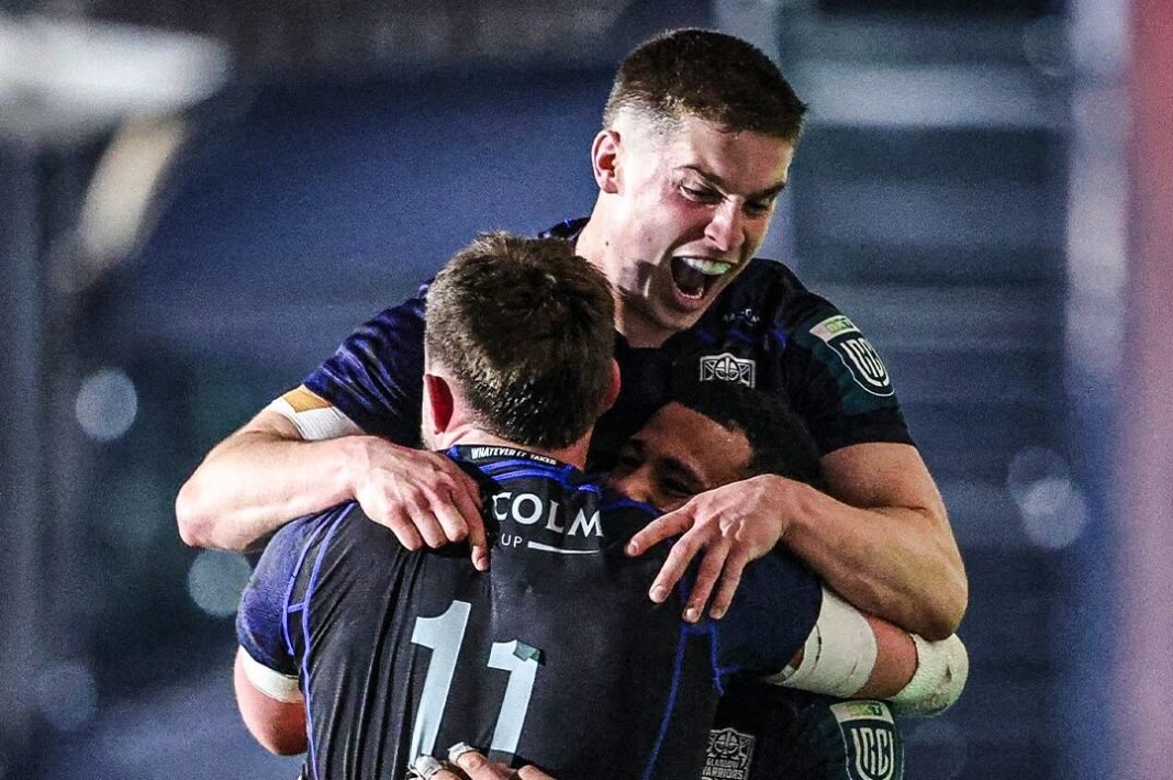 Glasgow run riot to topple Leinster