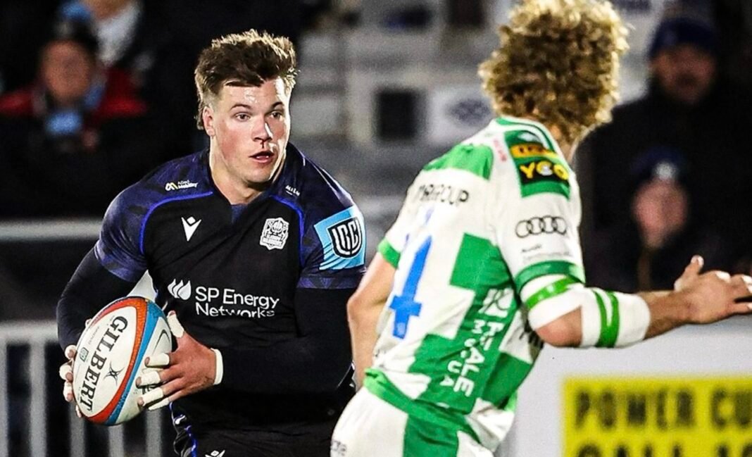 Glasgow tighten grip at top