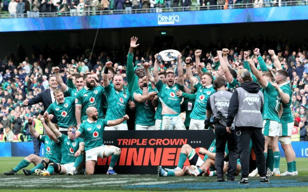 Ireland hold off France in world rankings