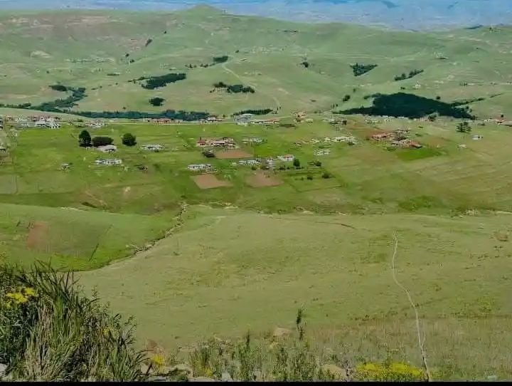 Bad weather exposes broken promises in Cefane Hoek