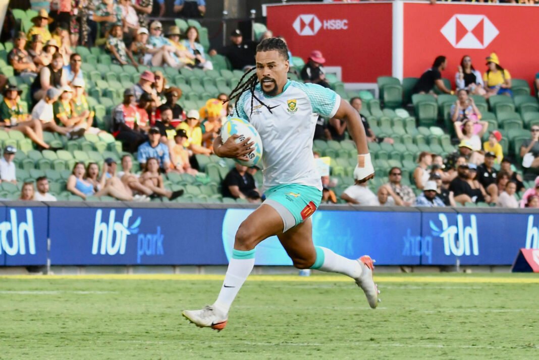 Davids back to light up Vancouver