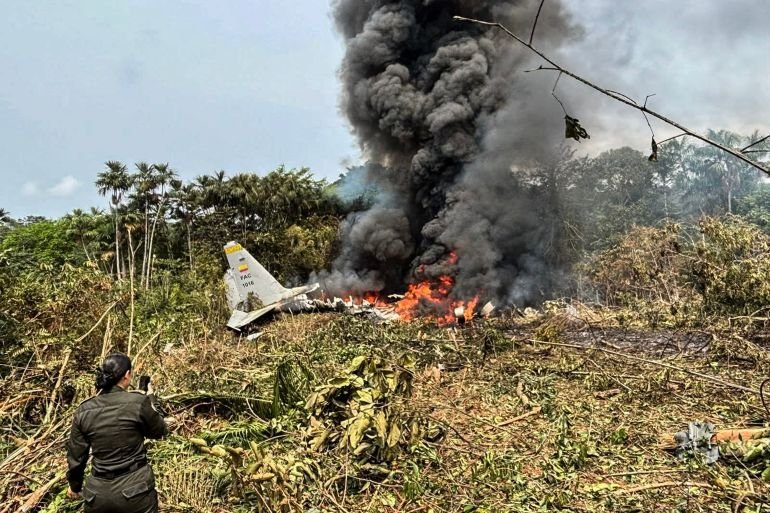Colombian military plane with 125 on board crashes after takeoff