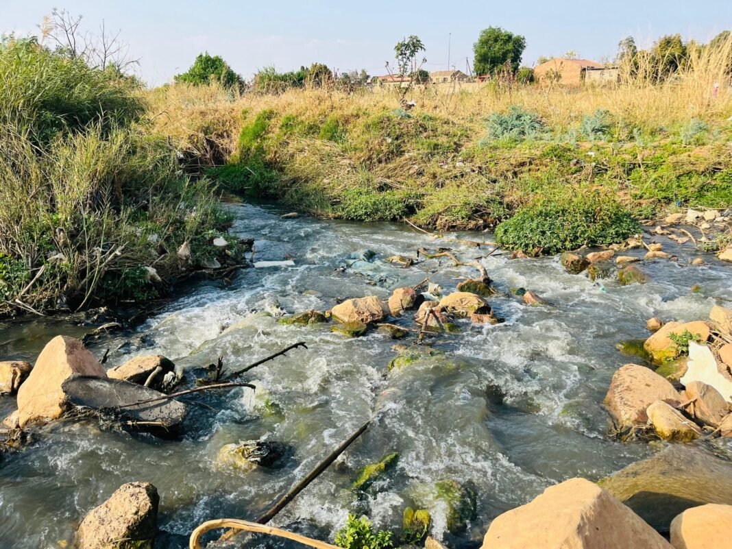 Floods destroy community-built bridge in Soshanguve