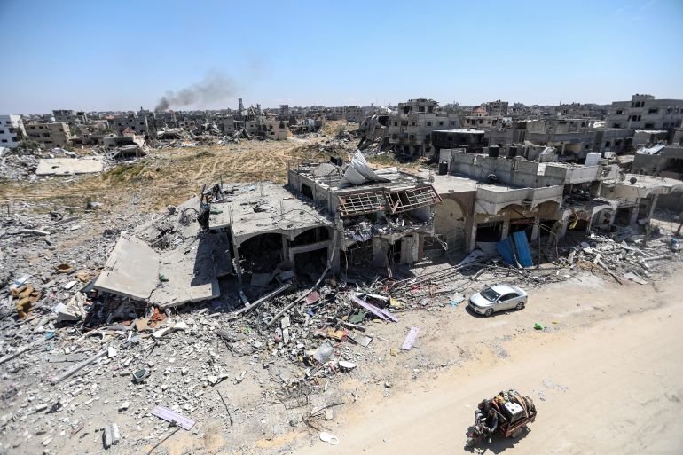 Israeli air strikes on Gaza kill four Palestinians