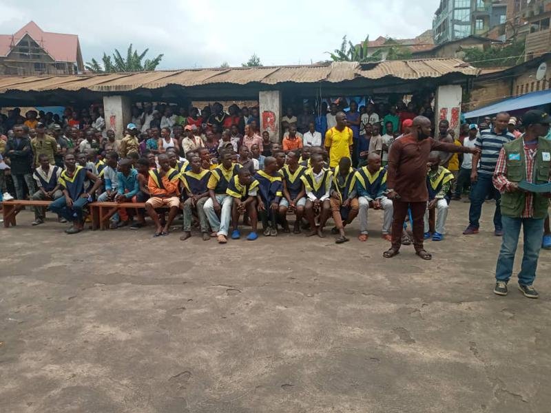 Firmin Mvonde libère 52 personnes détenues irrégulièrement ou pour des faits bénins à la prison de Dilala (Kolwezi)