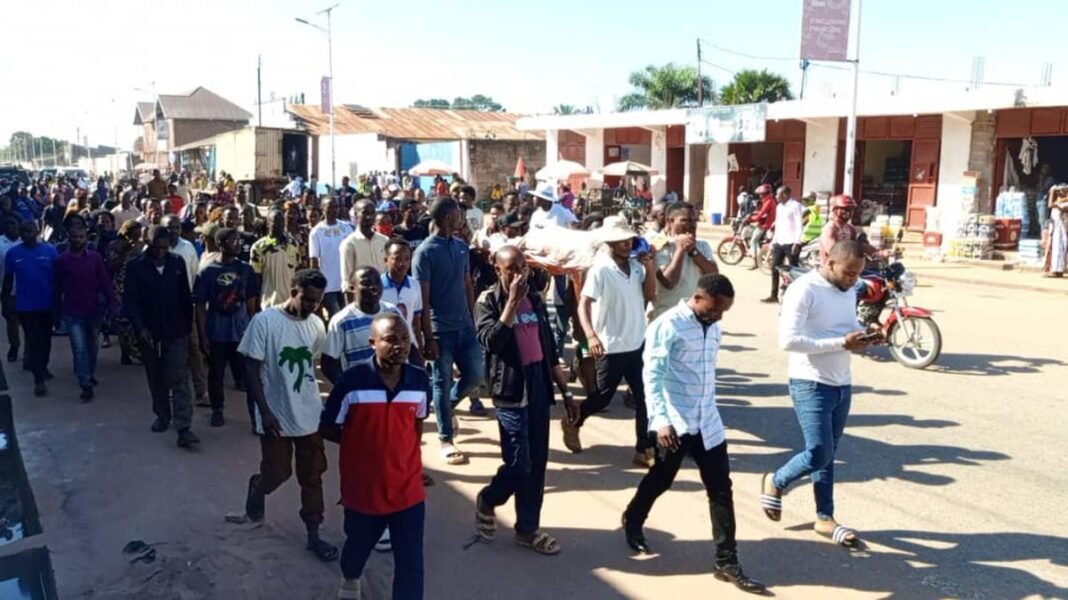 Des habitants de Kongolo protestent contre la délocalisation du CAPSA vers Moba