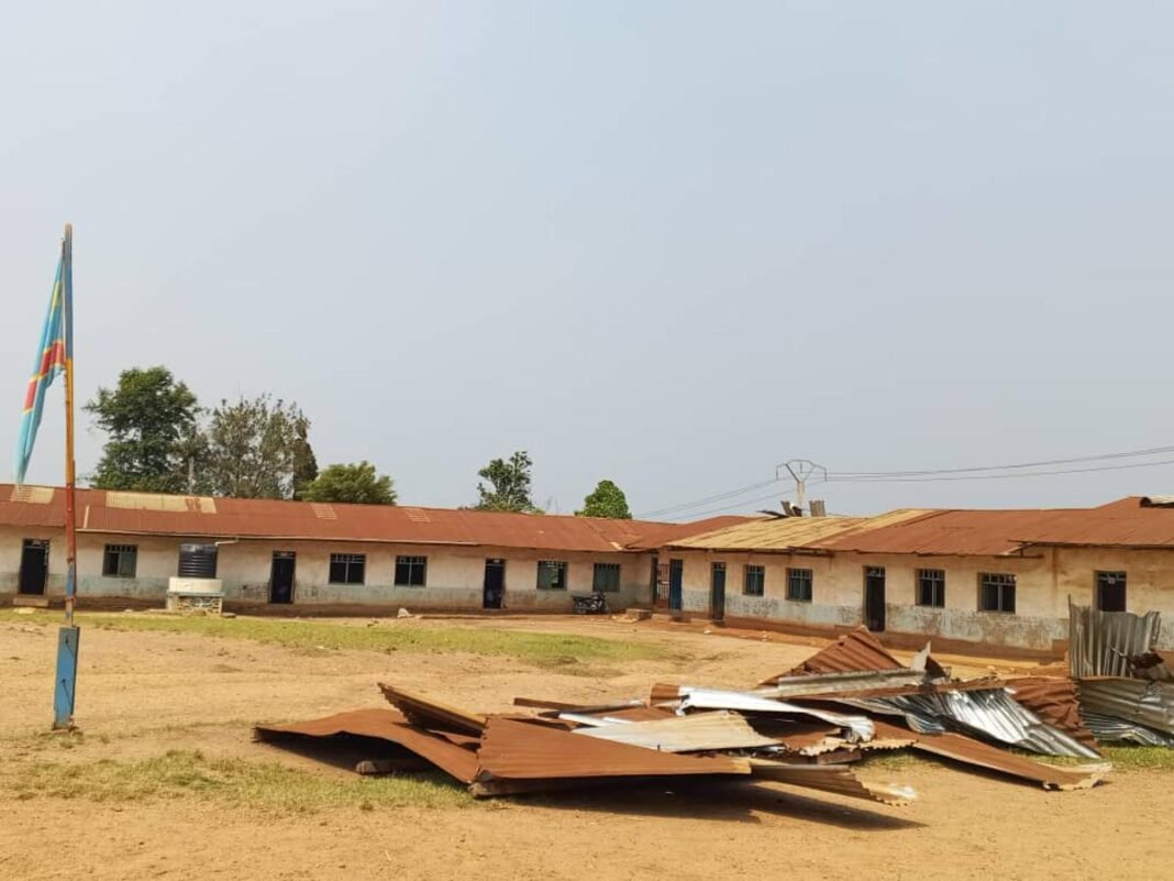 Assemblée nationale : Jacquemain Shabani sous le coup d&'écoles restent fermées à Mambasa et Djugu