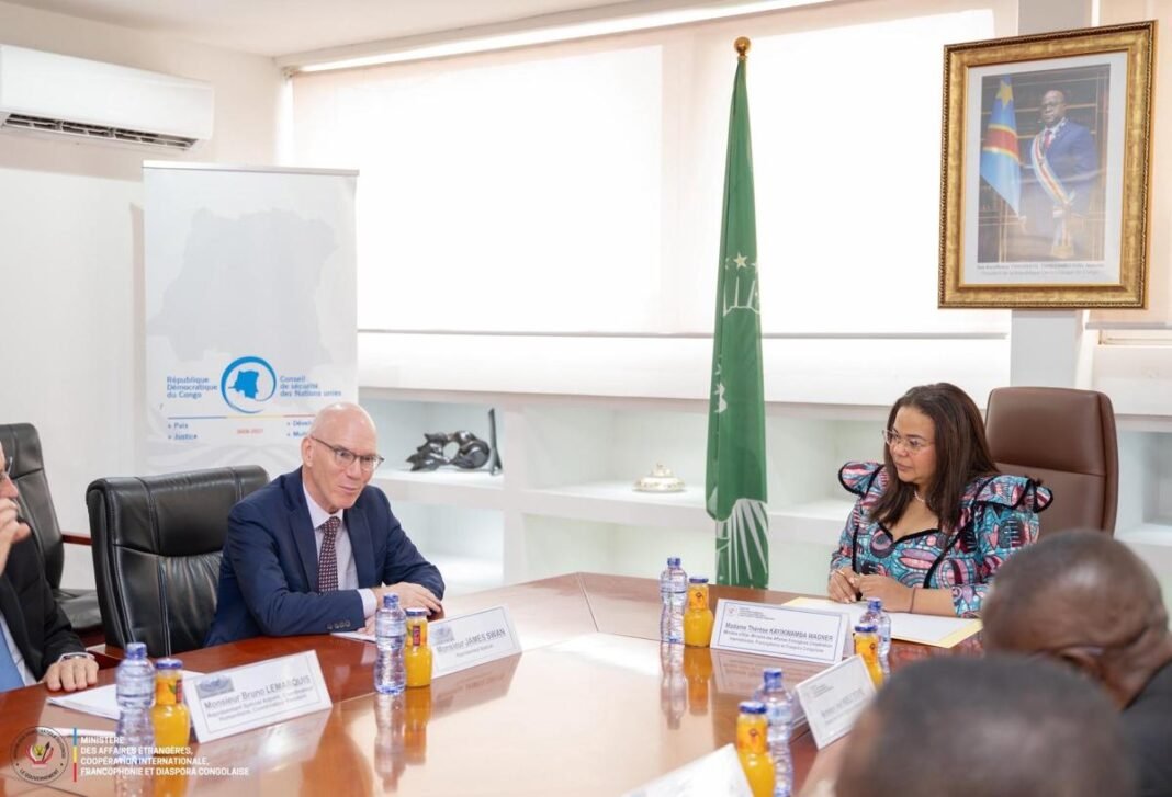 Swan et Kayikwamba conviennent de soutenir les efforts en faveur de la paix en RDC