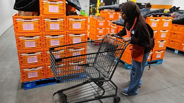 Global food prices climb again in March, the second straight monthly rise