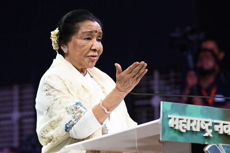 Legendary Bollywood singer Asha Bhosle dies aged 92