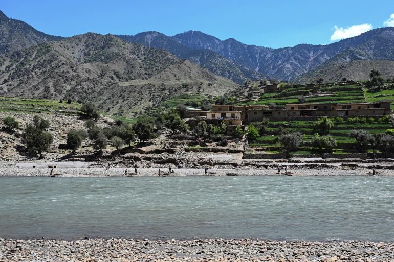 Afghan villagers turn to gold-panning to sustain livelihoods