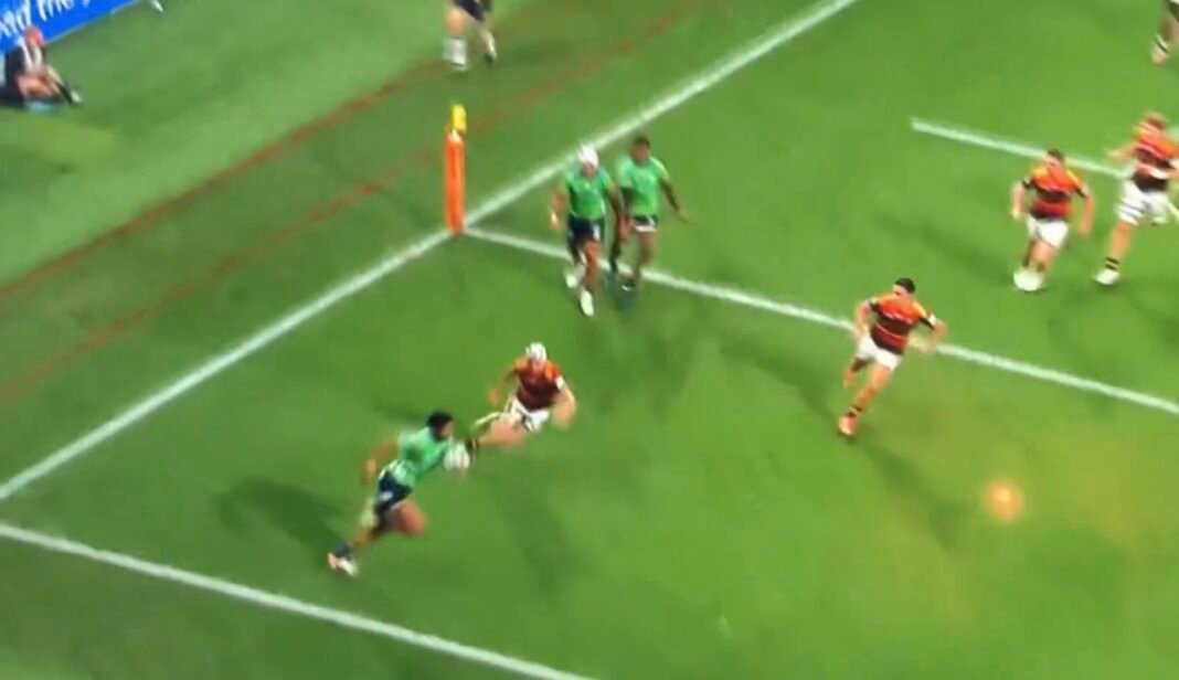 Watch: Insane goal-area escape attempt