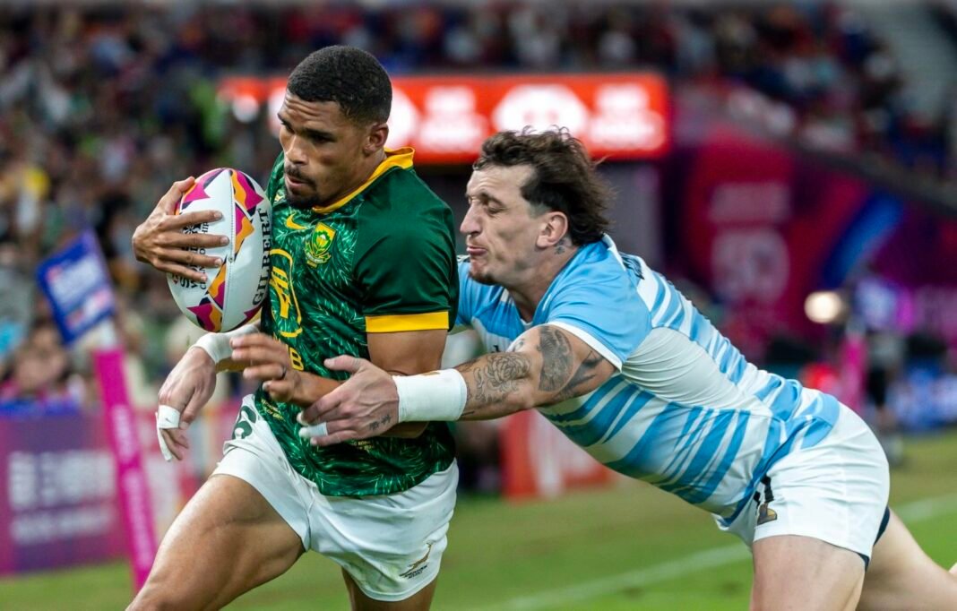 Blitzboks charge into Hong Kong quarter-finals
