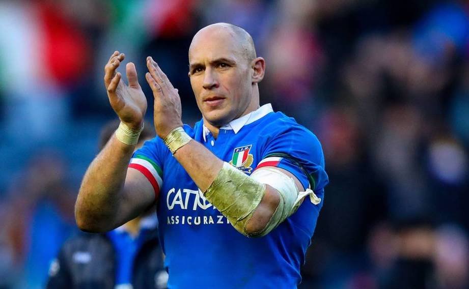 Azzurri turn to legend Parisse