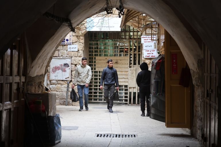 Israeli measures tighten grip on Hebron’s Ibrahimi Mosque