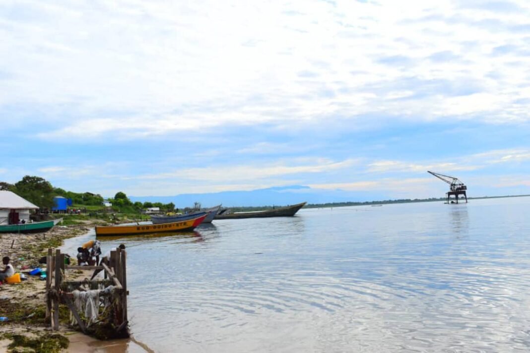 Des patrouilles de sécurité sur le lac Albert pour la sécurité des pêcheurs