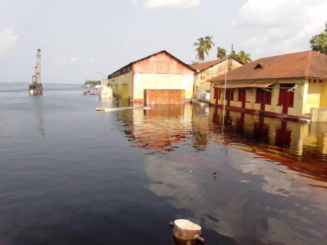 Flambée des prix à Malemba-Nkulu à la suite de la crue du fleuve Congo