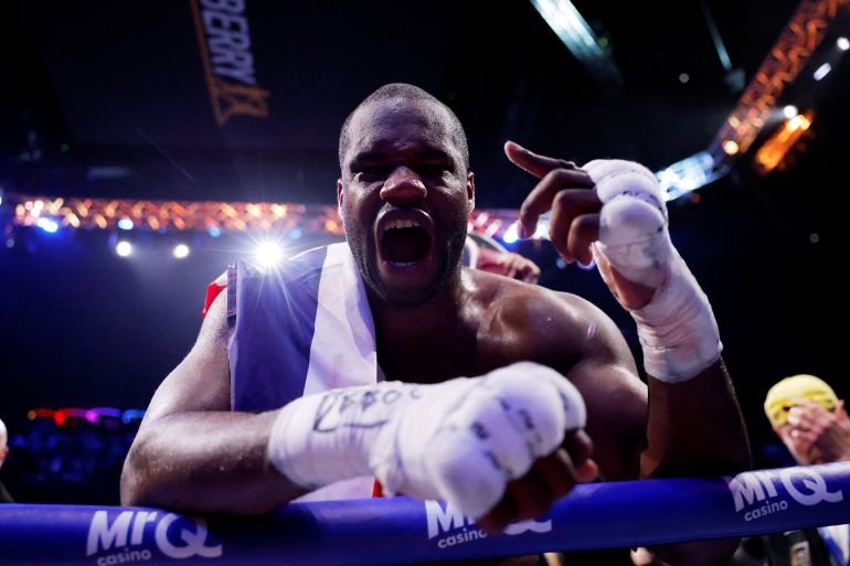 Dubois stops Wardley in 11th round to take WBO heavyweight boxing title